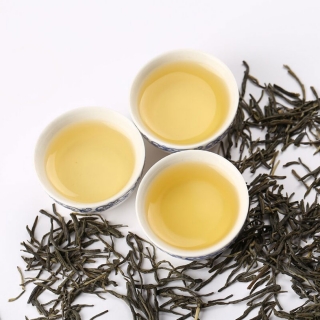 腾临 明前春茶 龙韵露珠绿茶(200克)(明前春茶
